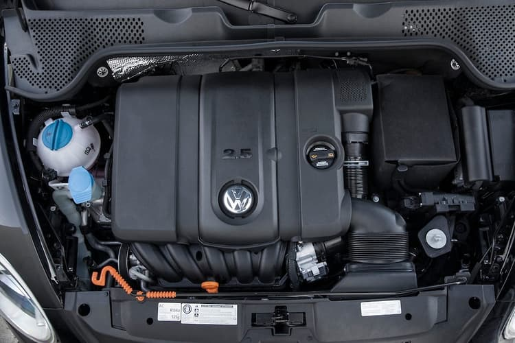 Bora 2009: O Sedã Médio da Volkswagen com o Maior Destaqueno Mercado Nacional.