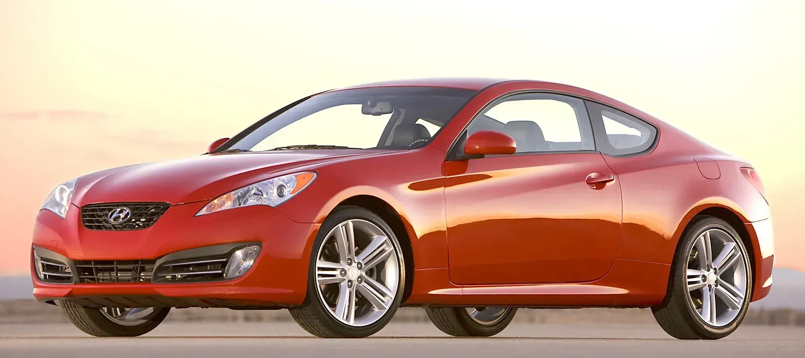 Hyundai Genesis 2010