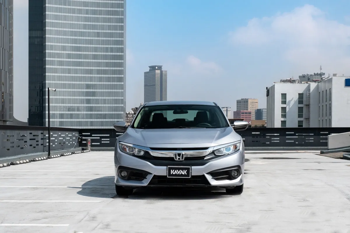 Hatches e sedans as novidades para 2025.