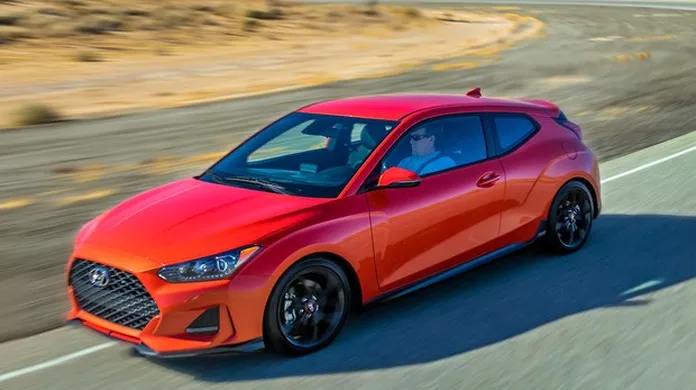 Veloster vermelho