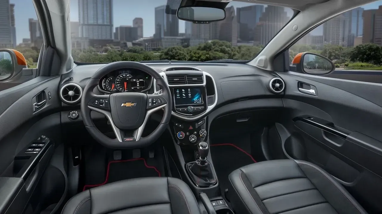 Chevrolet Sonic 2020 interior