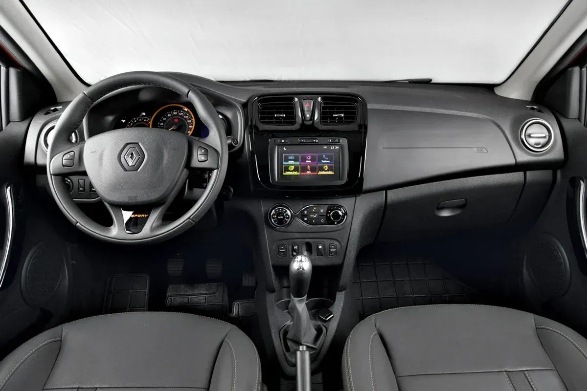 Sandero Stepway 2018 interior
