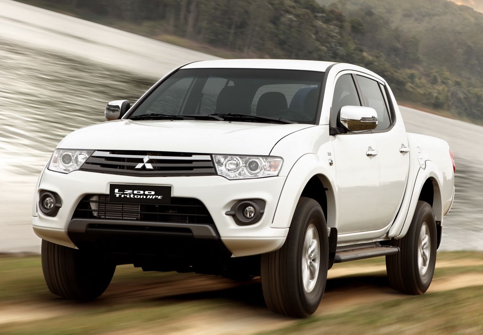 L200 Triton 2015 HPE Diesel Mitsubishi