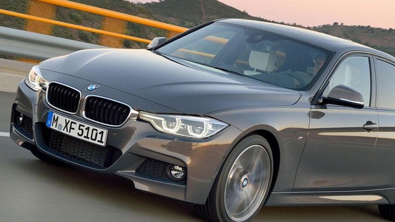 BMW 320i 2015: sedã com desempenho esportivo