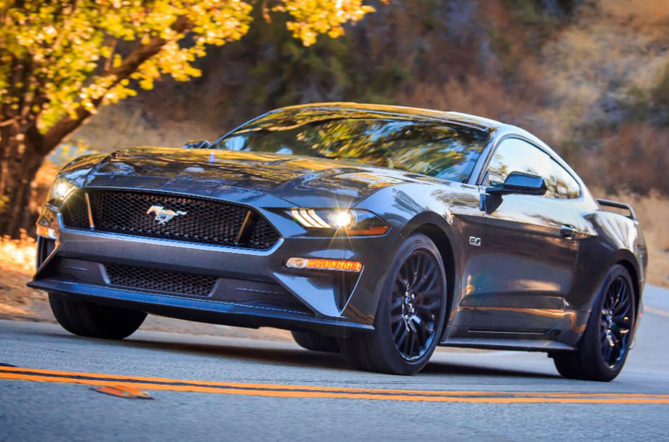 Auto Deportivo Ford Mustang GT