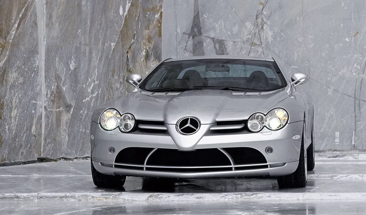 Mercedes Benz SLR McLaren 2004