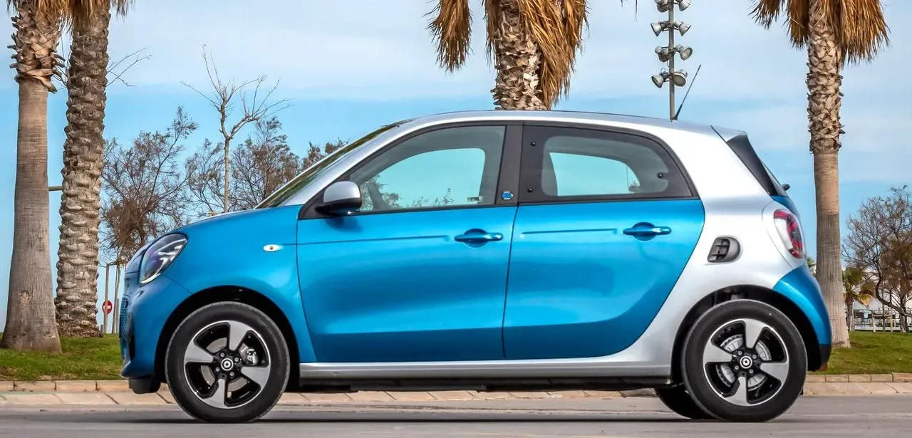 Smart EQ forfour 2020