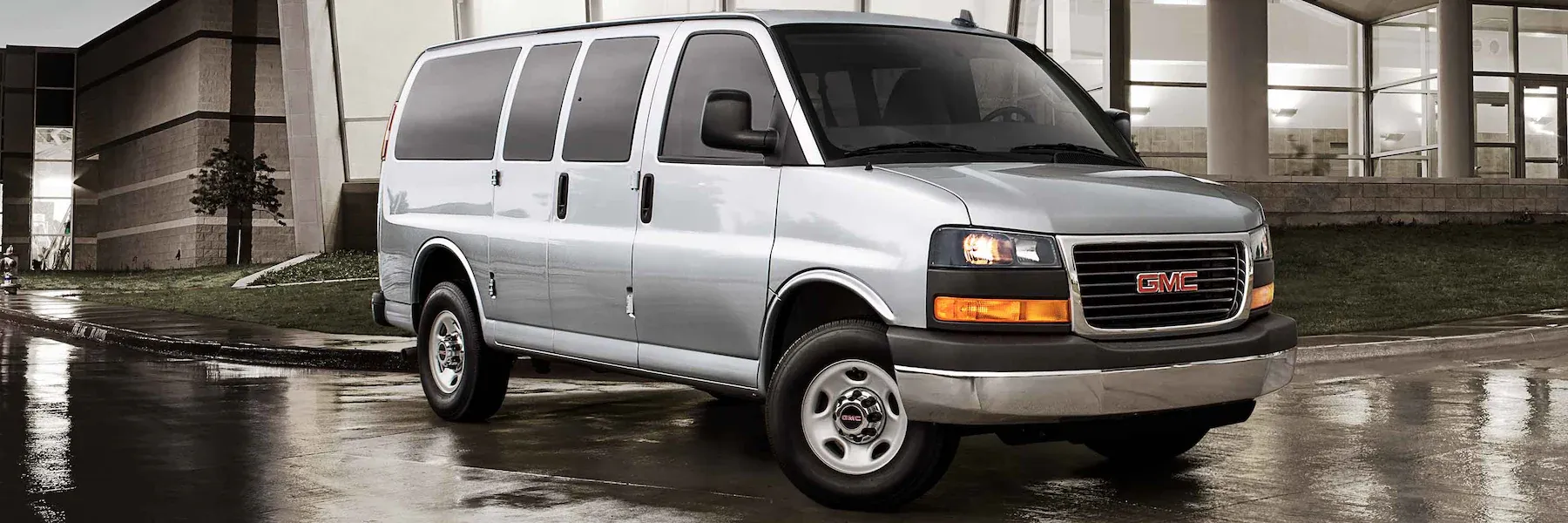 GMC Savana 2022