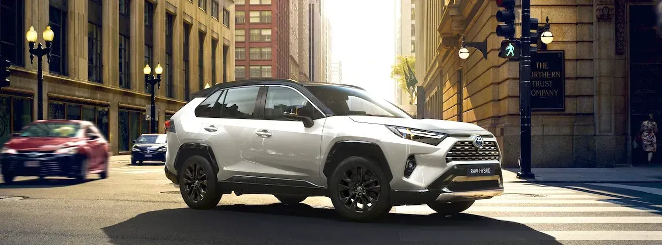 Camioneta alta RAV4 2023