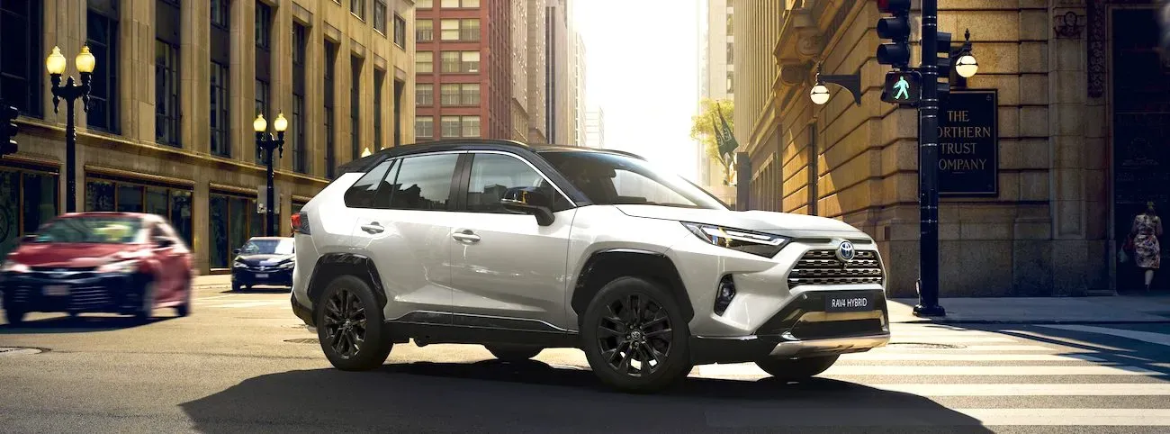 Camioneta alta RAV4 2023