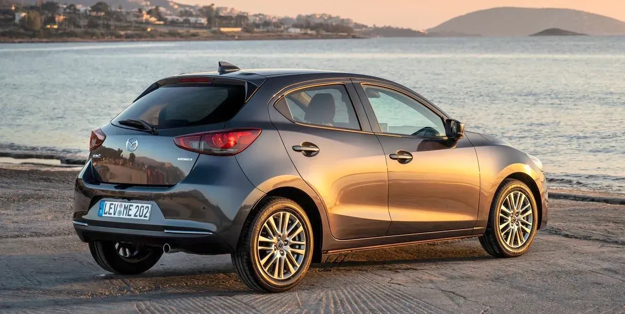 Mazda 2 2020