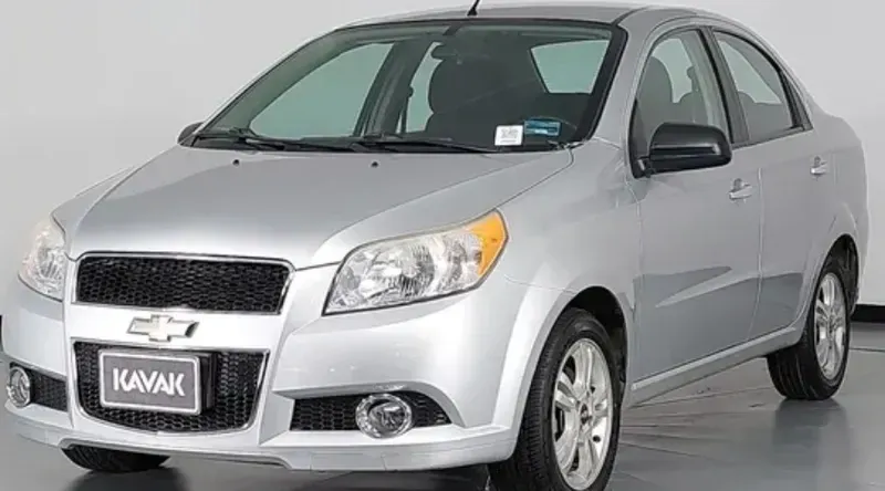Aveo 2010: atributos, rendimiento y comparativa con rivales