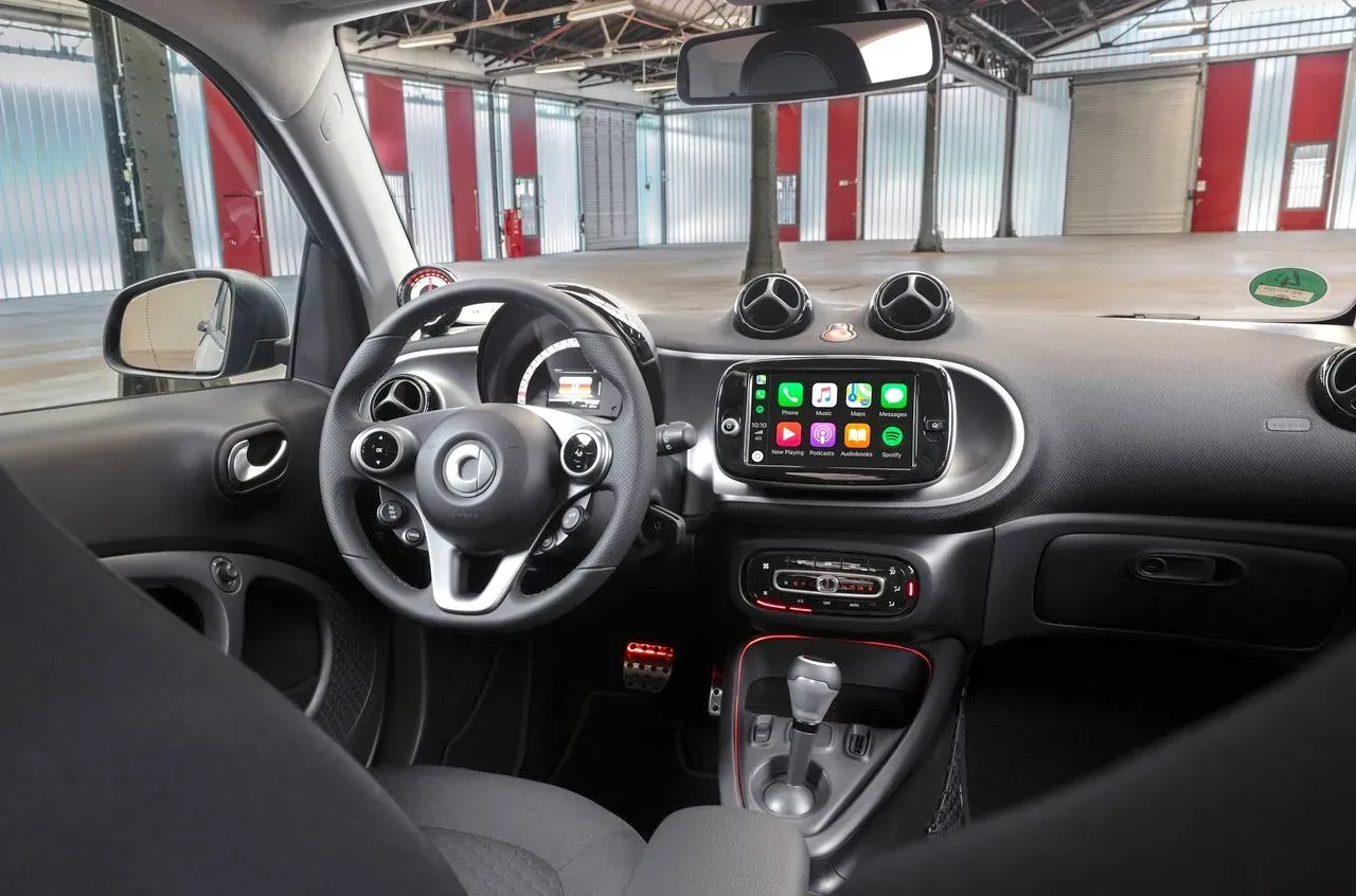 Smart EQ fortwo 2020 interior