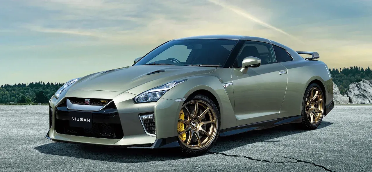 Nissan GT-R