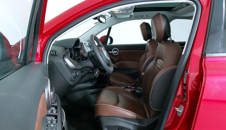 Interior Fiat 500 usado