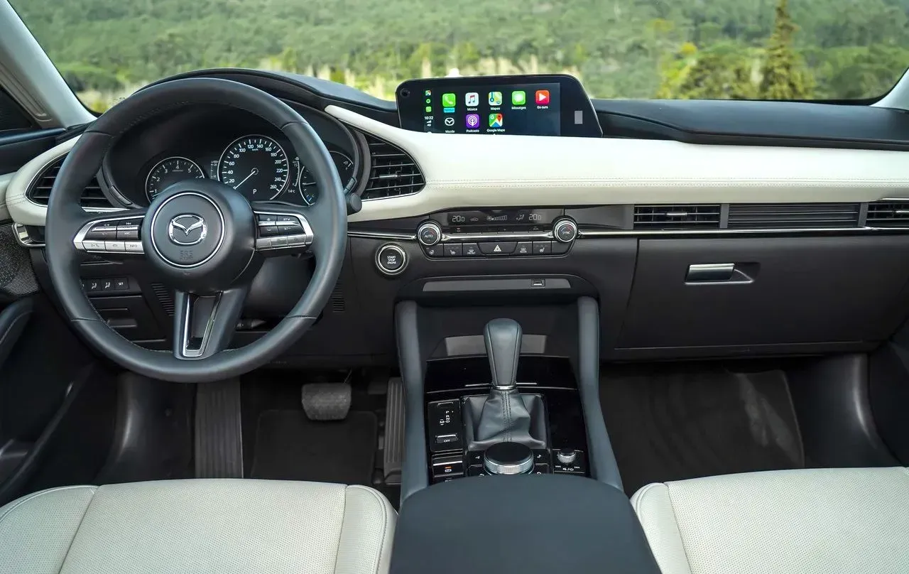 Mazda 3 interior