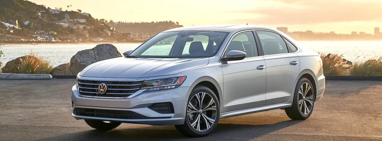 Passat vs Jetta: ¿Cuál es mejor? Comparativa de sedanes