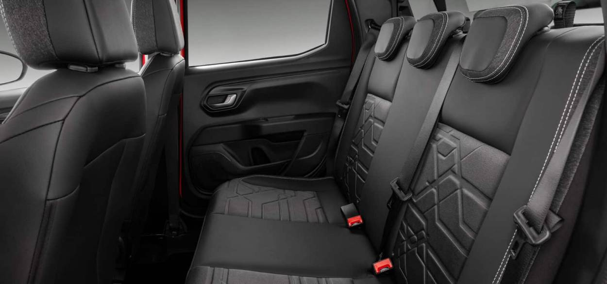 Ram 700: Picape compacta Strada exportada como RAM