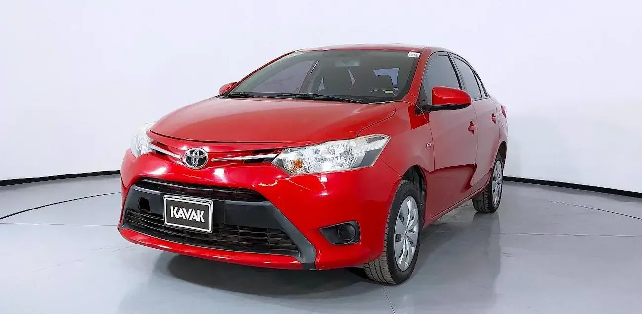 Toyota Yaris Core Sedan 2017