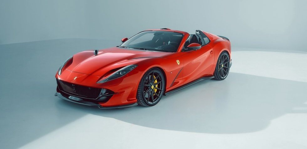 Ferrari 812: Competizione Cupê Conversível 2021