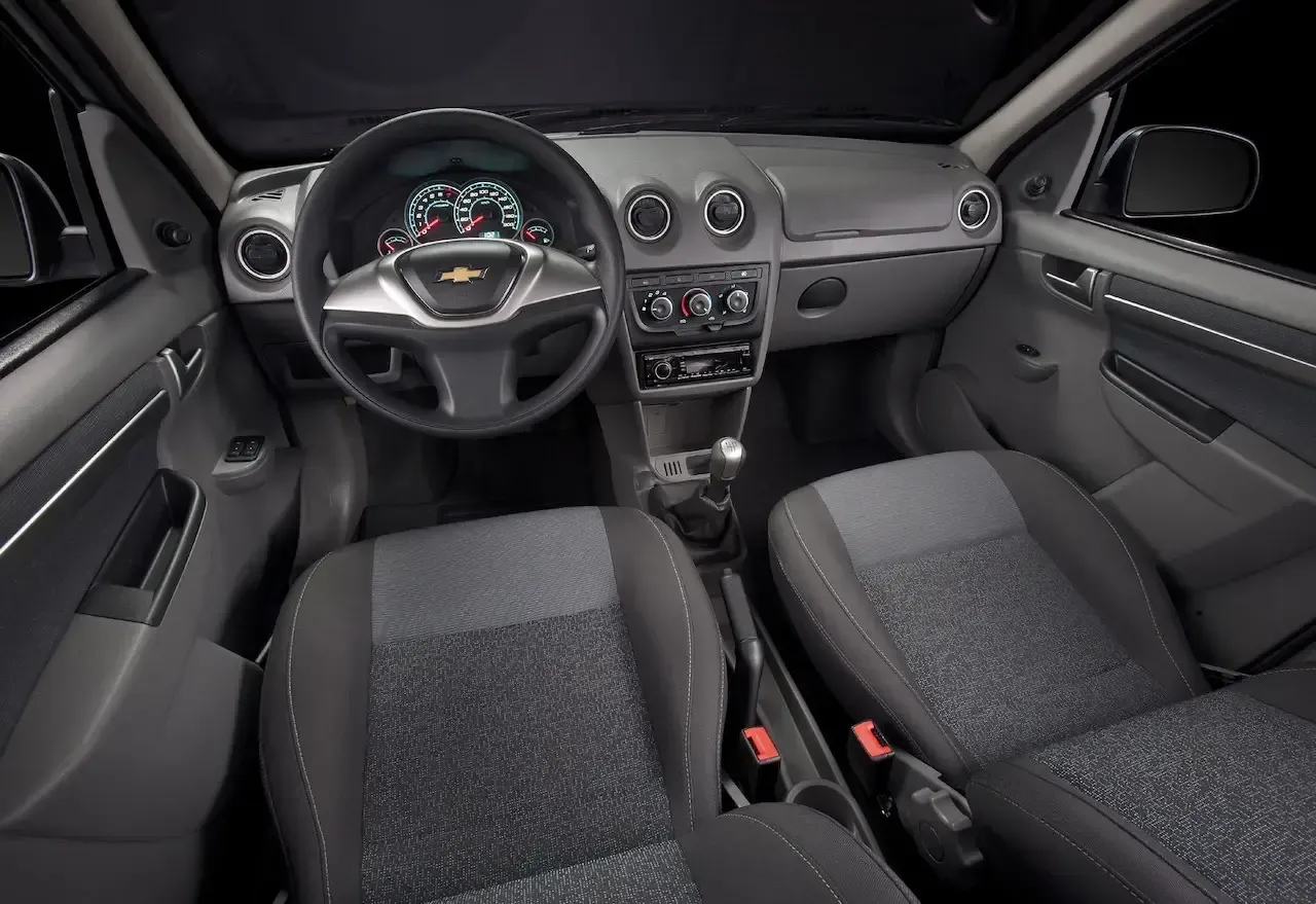 Prisma 2012 interior