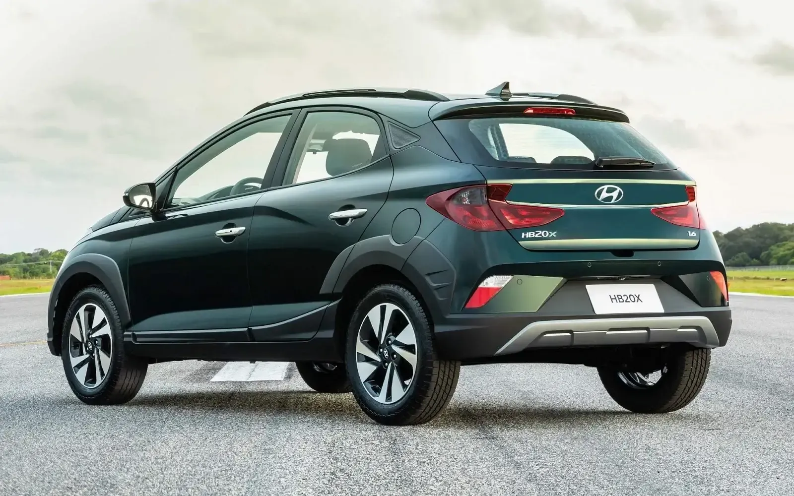 Hyundai HB20X