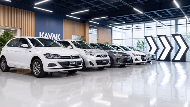 10 Autos seminuevos rendidores: cuánto gastarías en gasolina al mes
