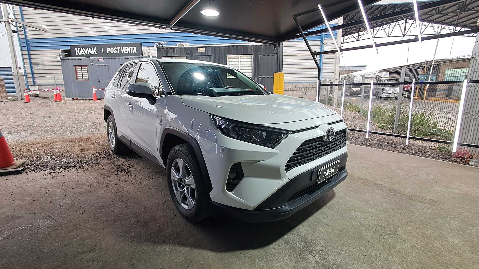 Toyota RAV4 — foto 3 de 13