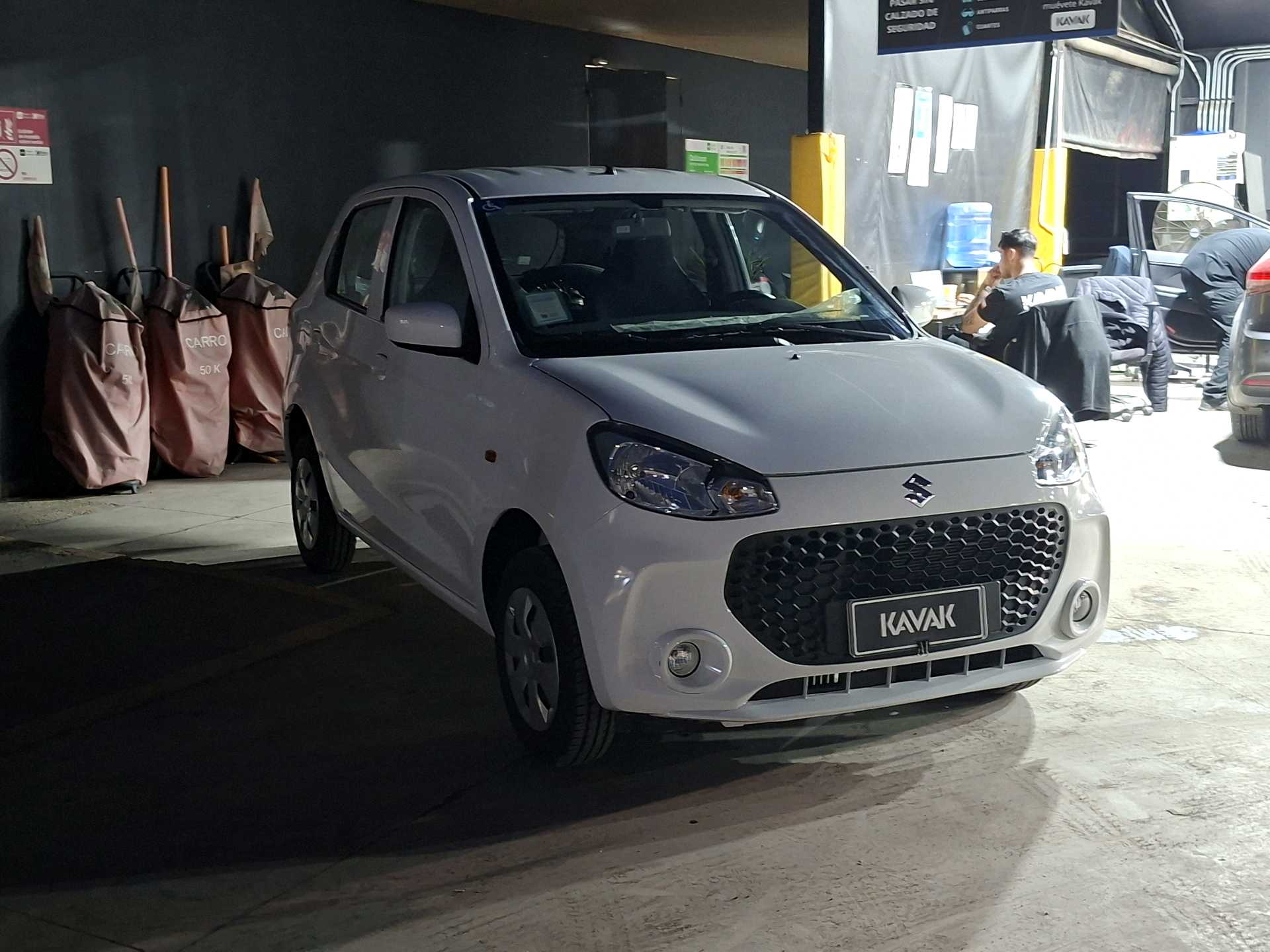 Suzuki Alto — foto 3 de 5