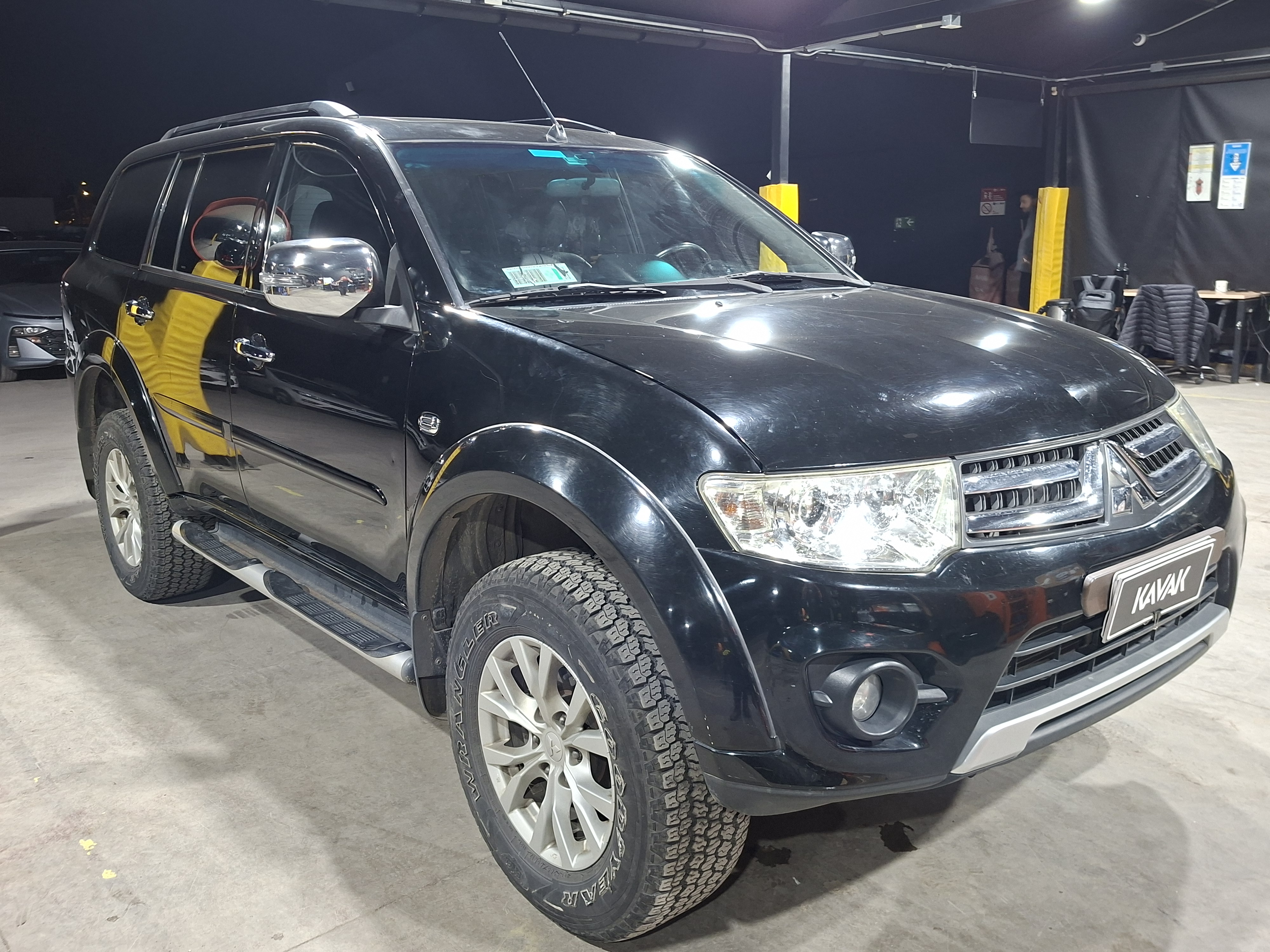 Mitsubishi Montero Sport — foto 3 de 5