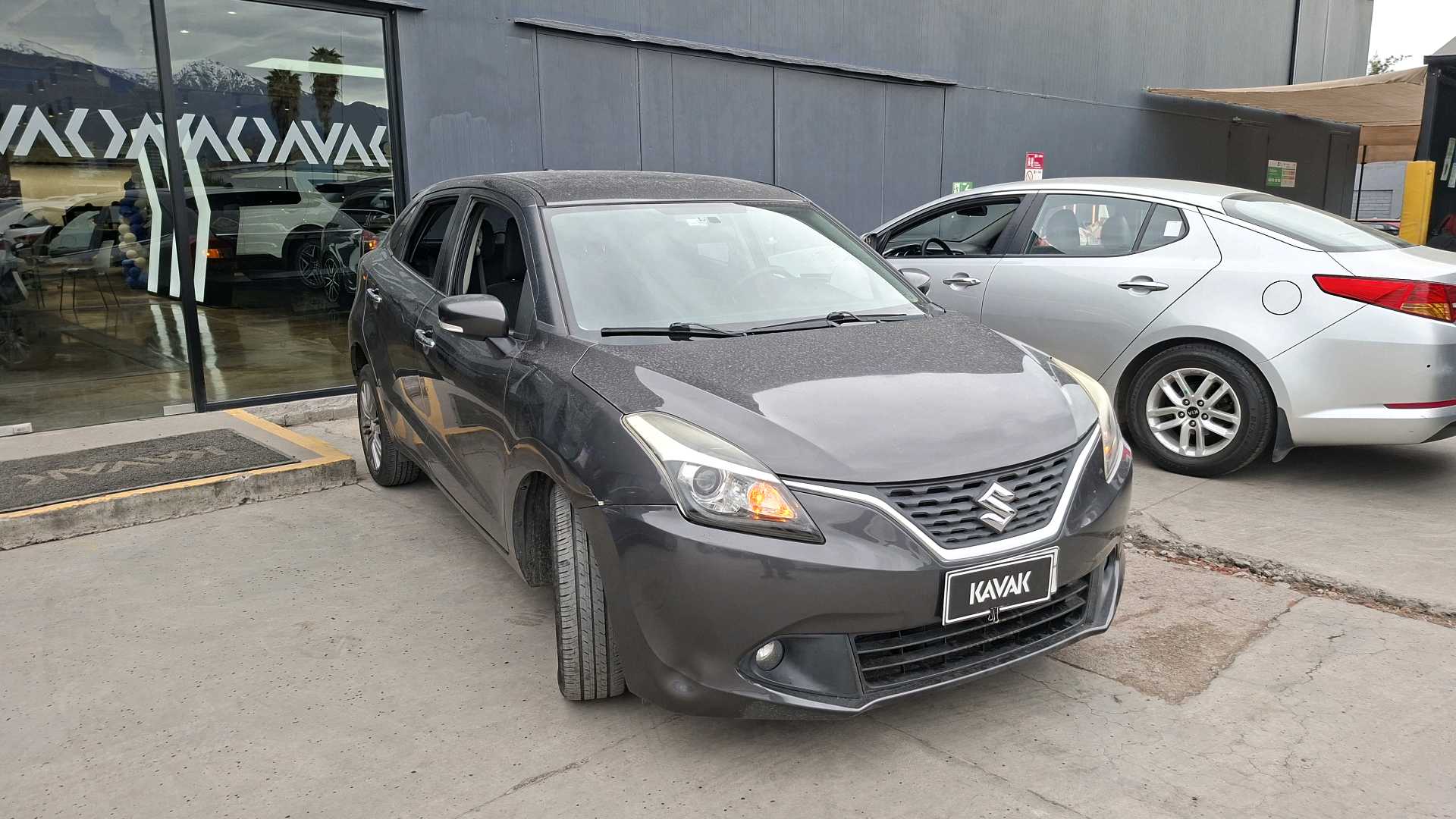 Suzuki Baleno — foto 3 de 5