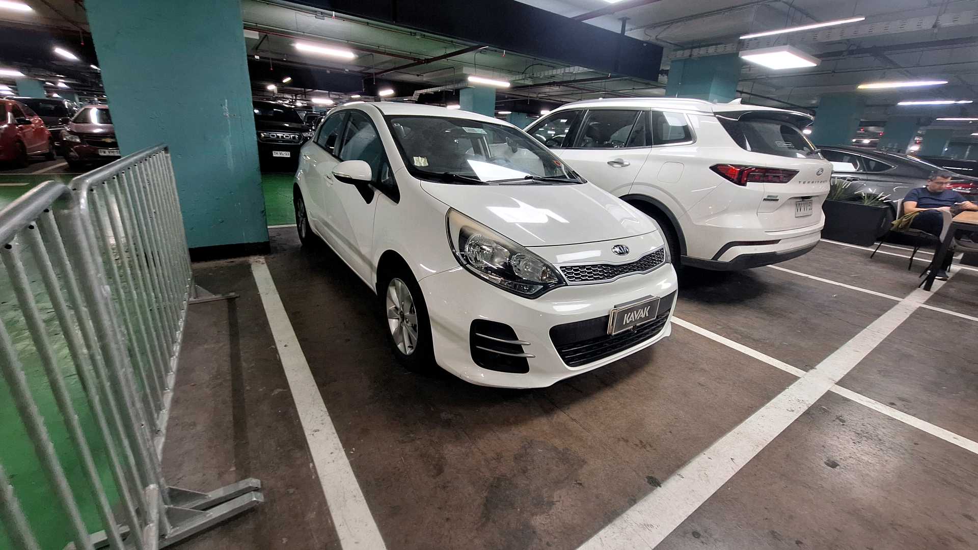 KIA Rio5 — foto 3 de 5
