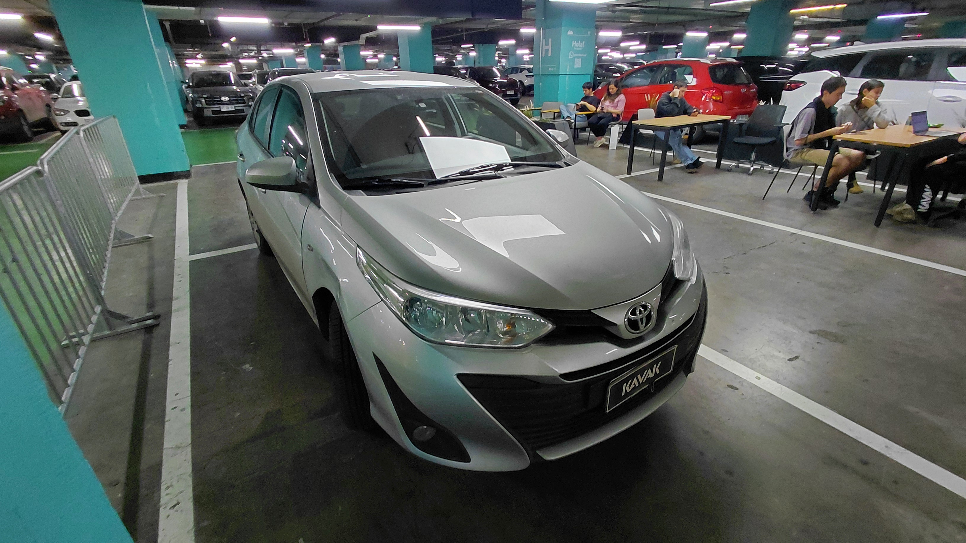 Toyota Yaris — foto 3 de 5