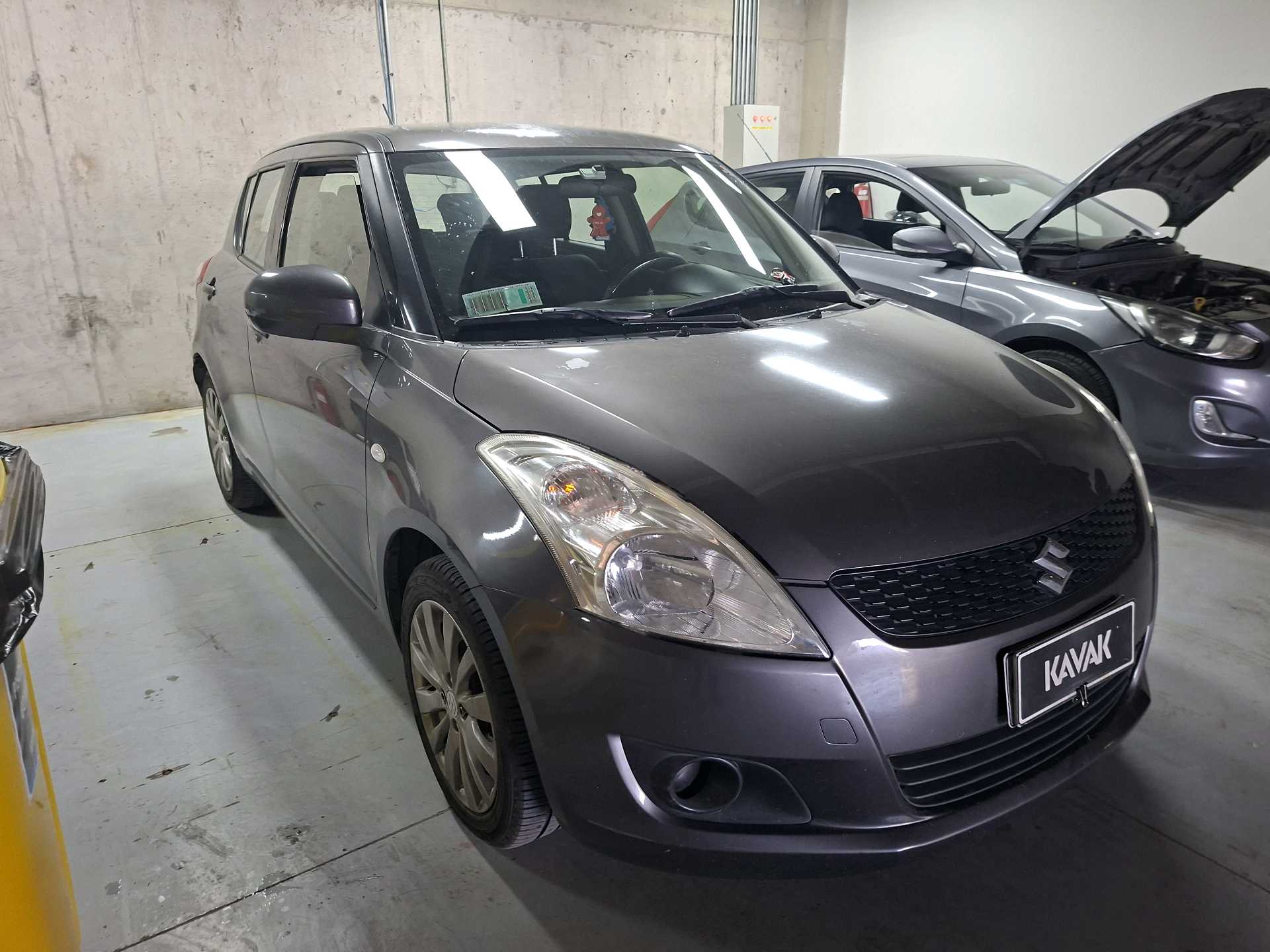 Suzuki Swift — foto 3 de 5