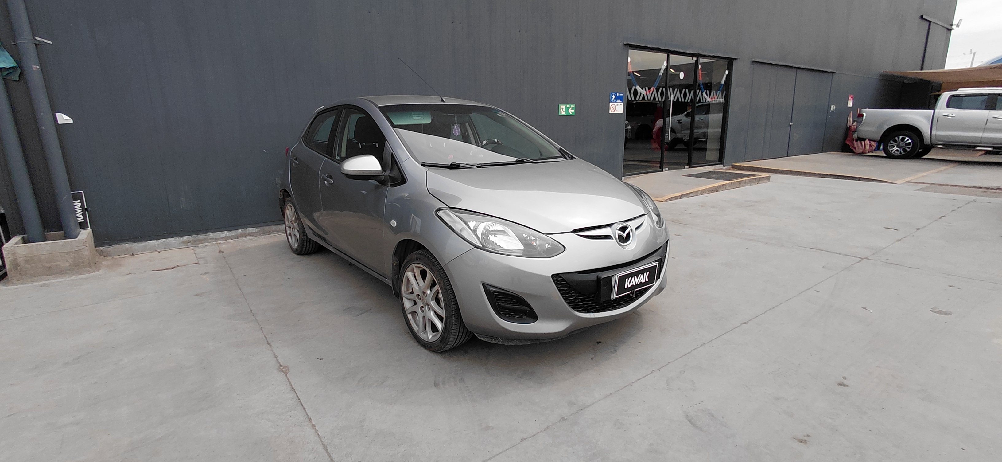 Mazda 2 — foto 3 de 5