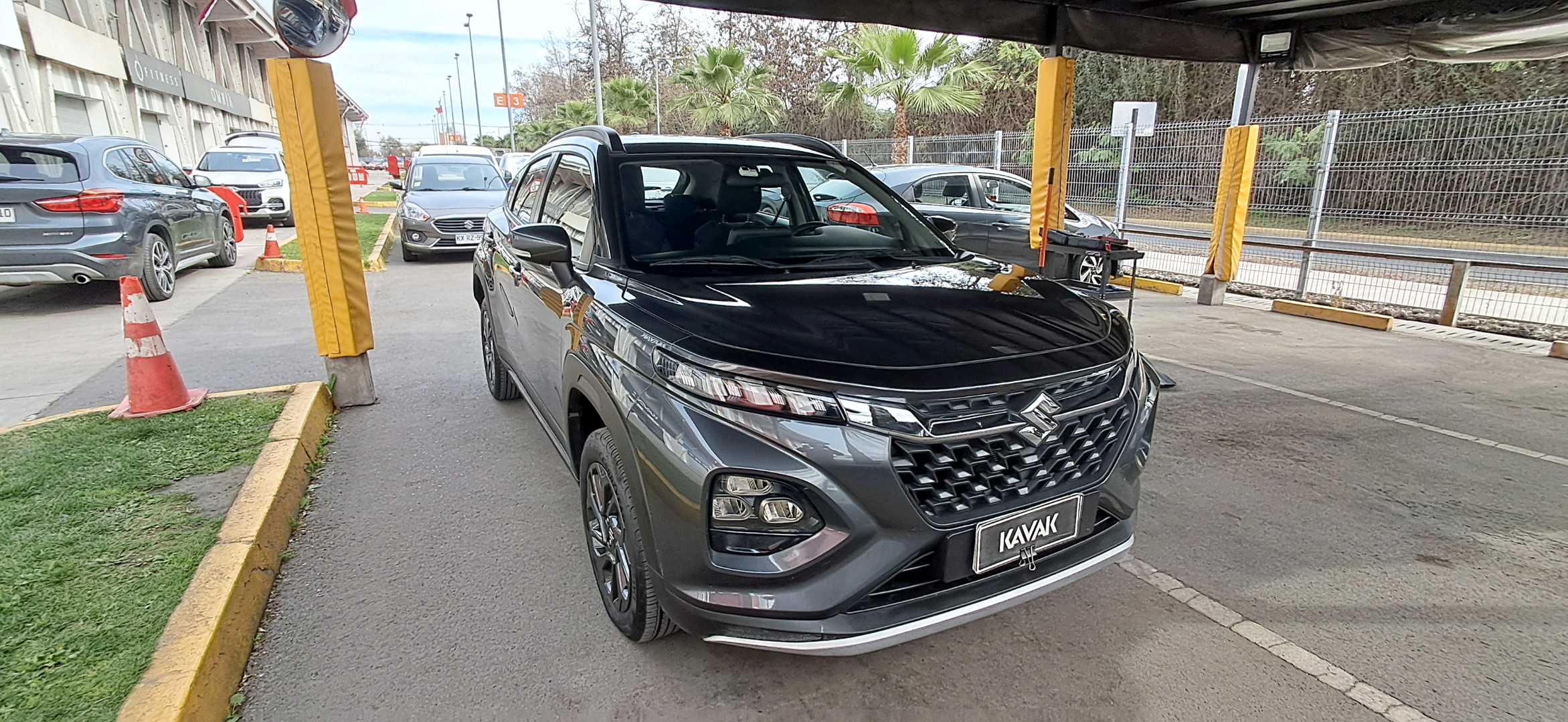 Suzuki Fronx — foto 3 de 5