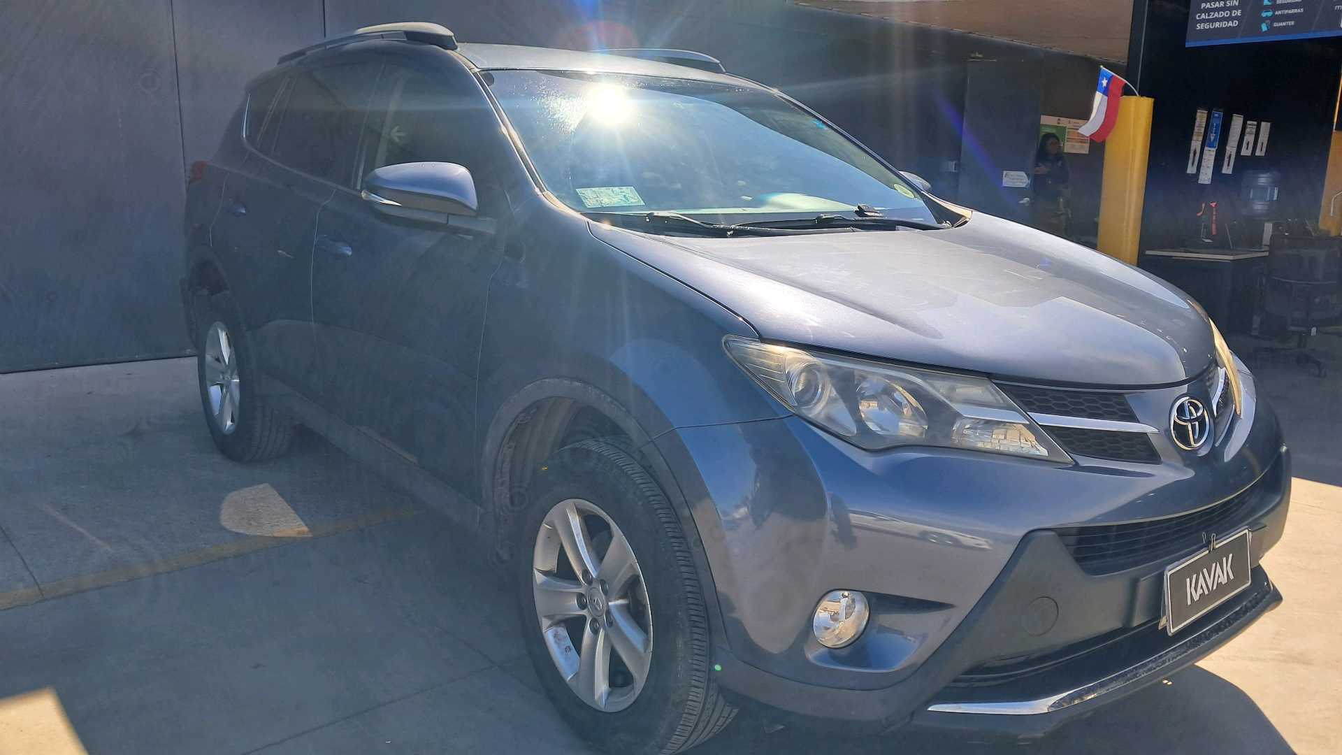 Toyota RAV4 — foto 3 de 5