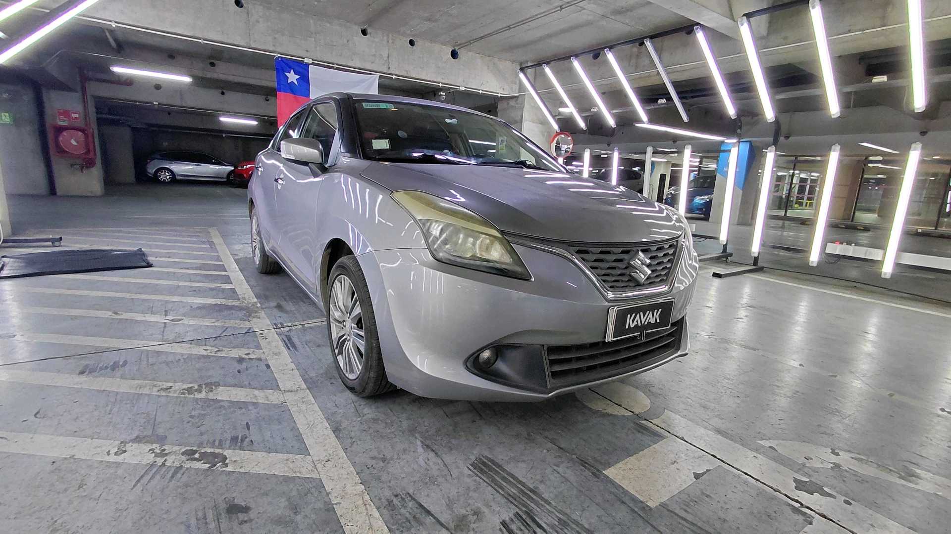 Suzuki Baleno — foto 3 de 5