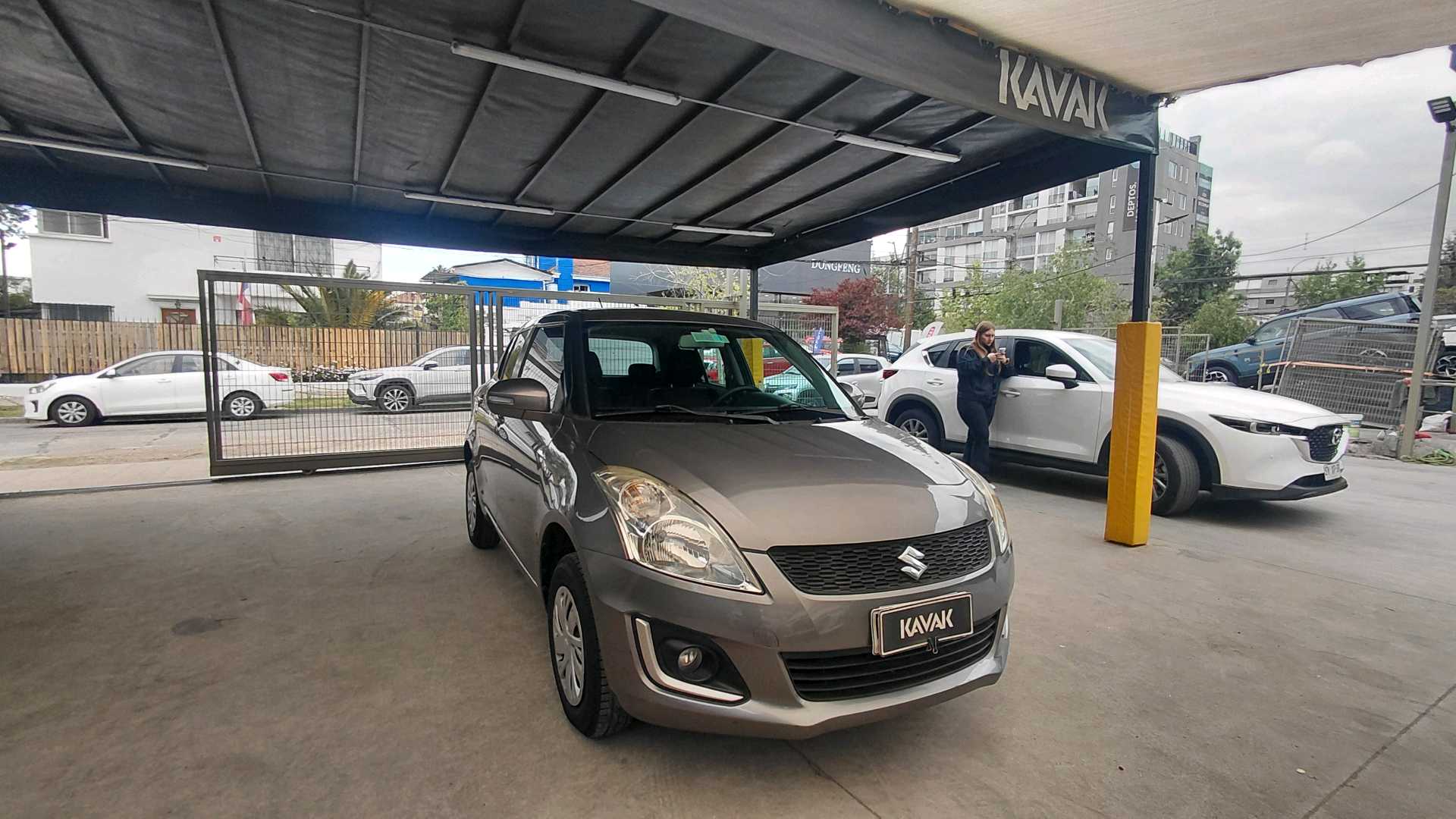 Suzuki Swift — foto 3 de 5