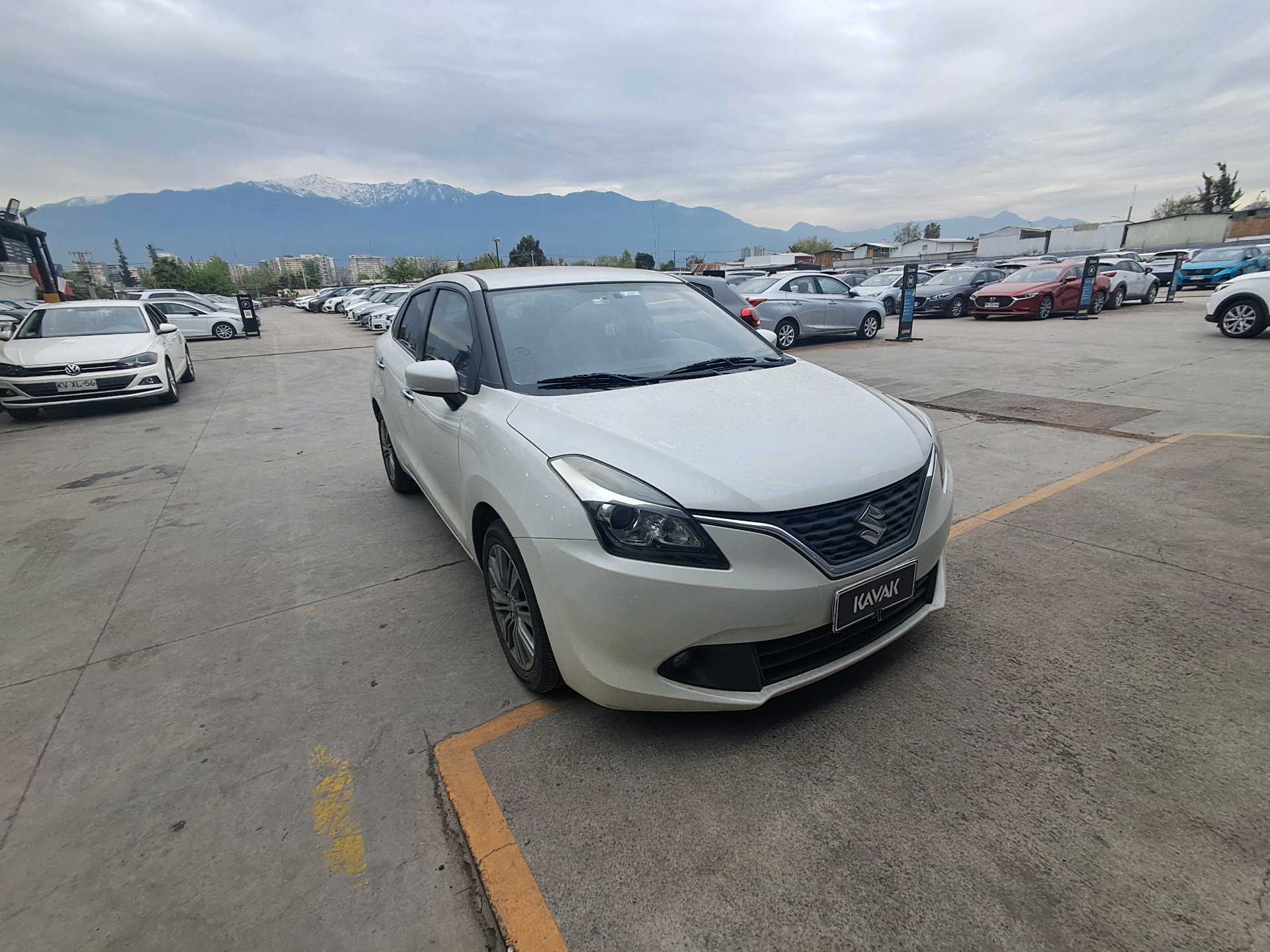 Suzuki Baleno — foto 3 de 5
