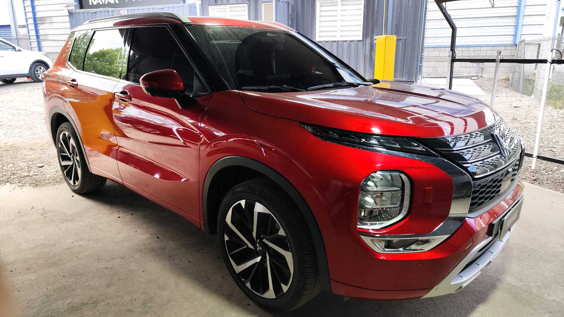 Mitsubishi Outlander — foto 3 de 5