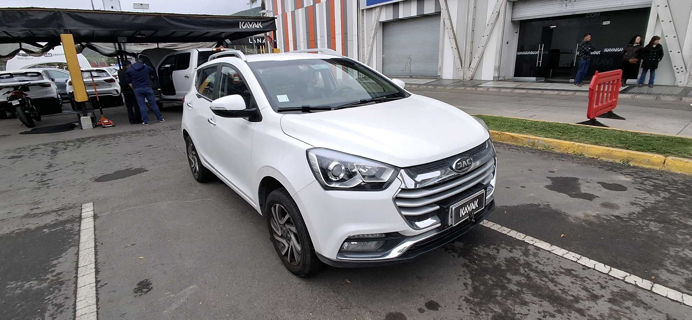 JAC S2 — foto 3 de 5
