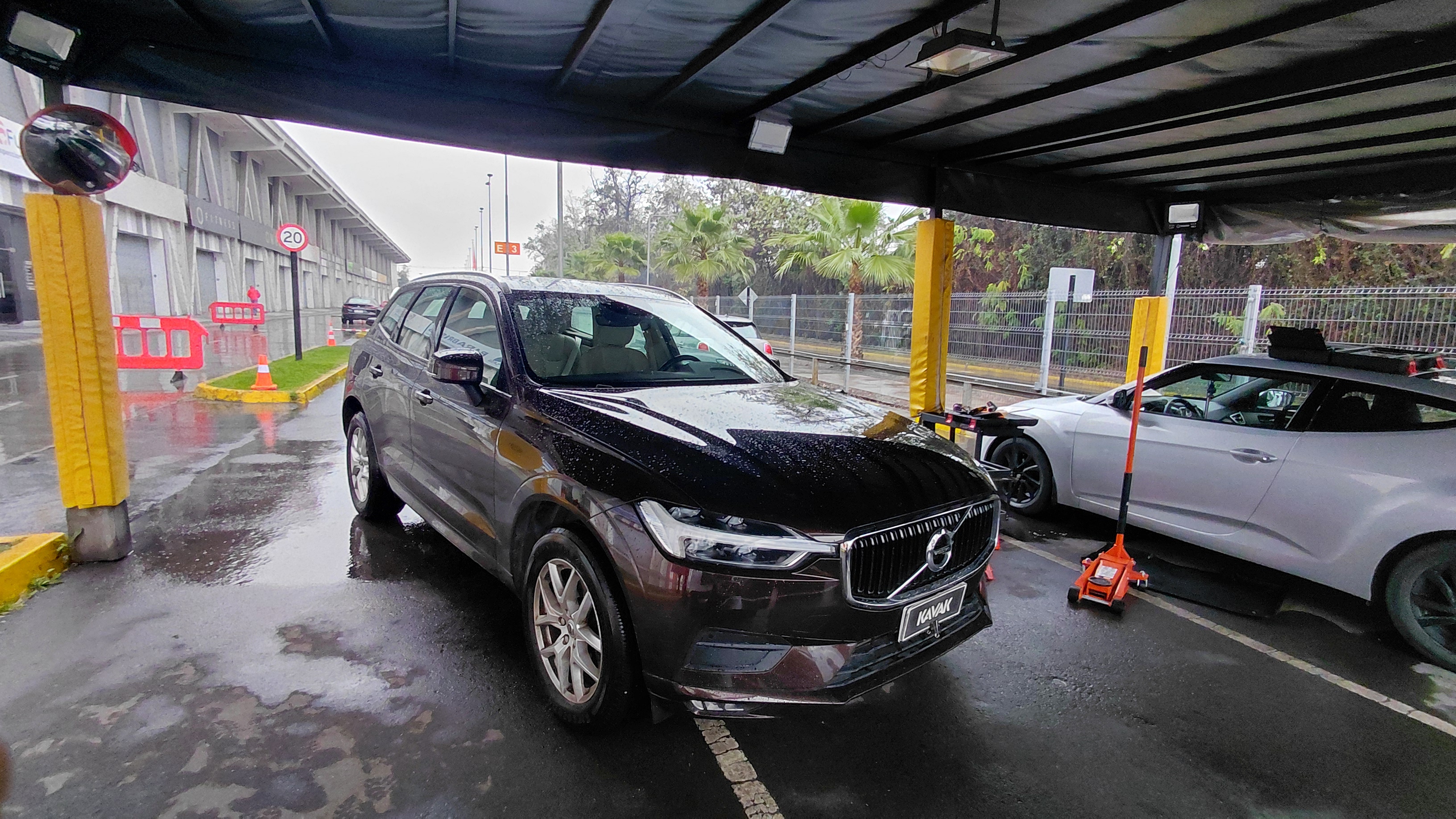 Volvo XC60 — foto 3 de 5