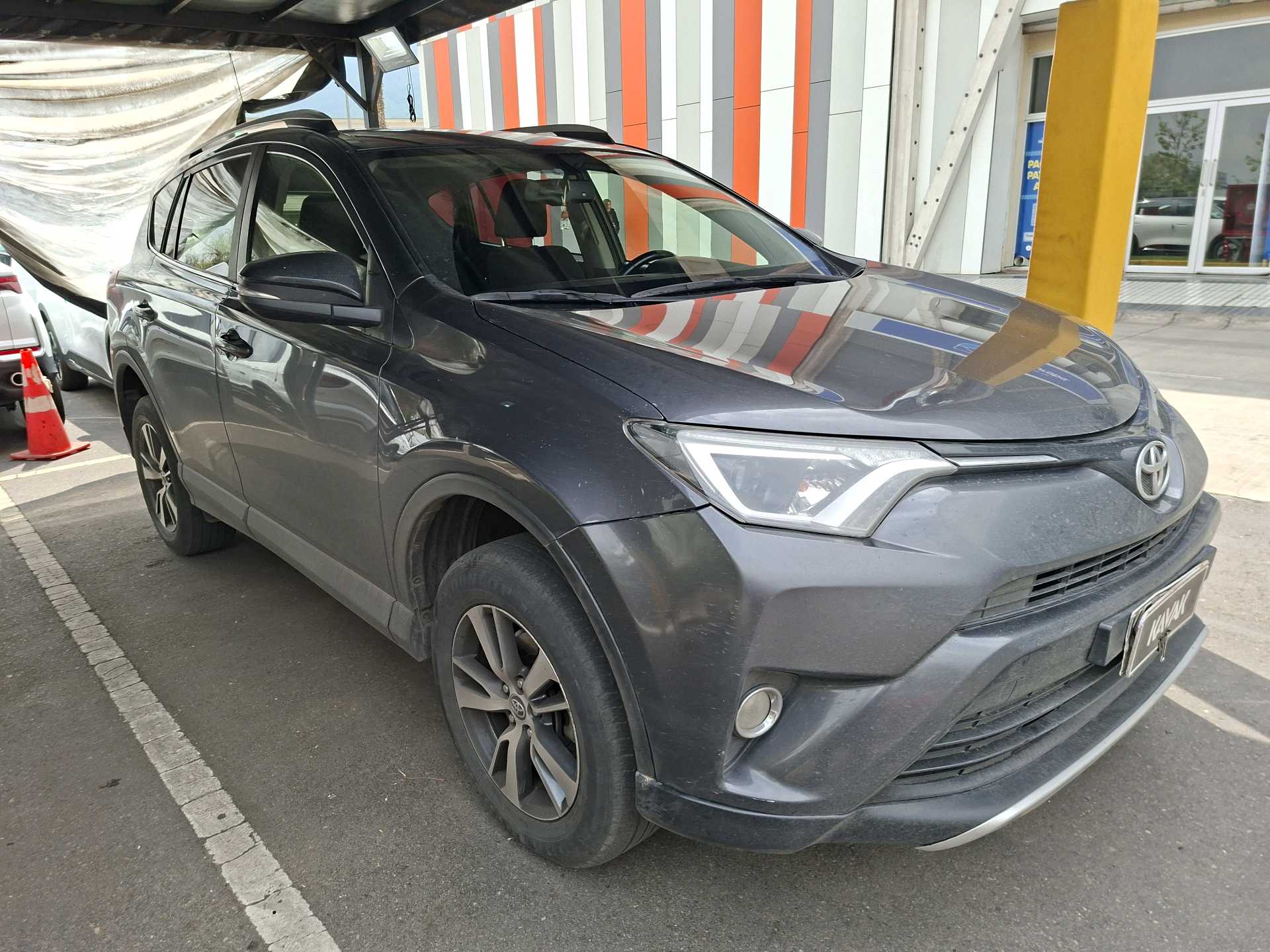 Toyota RAV4 — foto 3 de 5