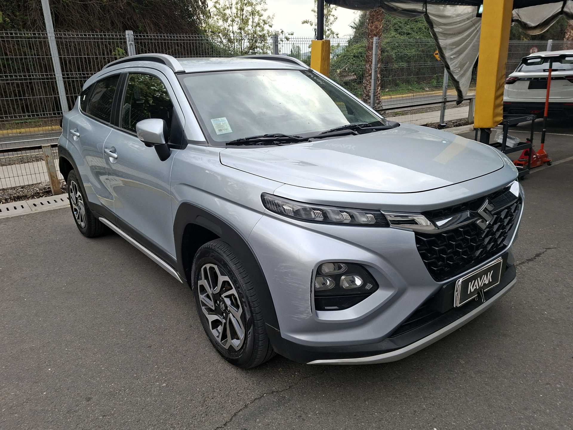 Suzuki Fronx — foto 3 de 5