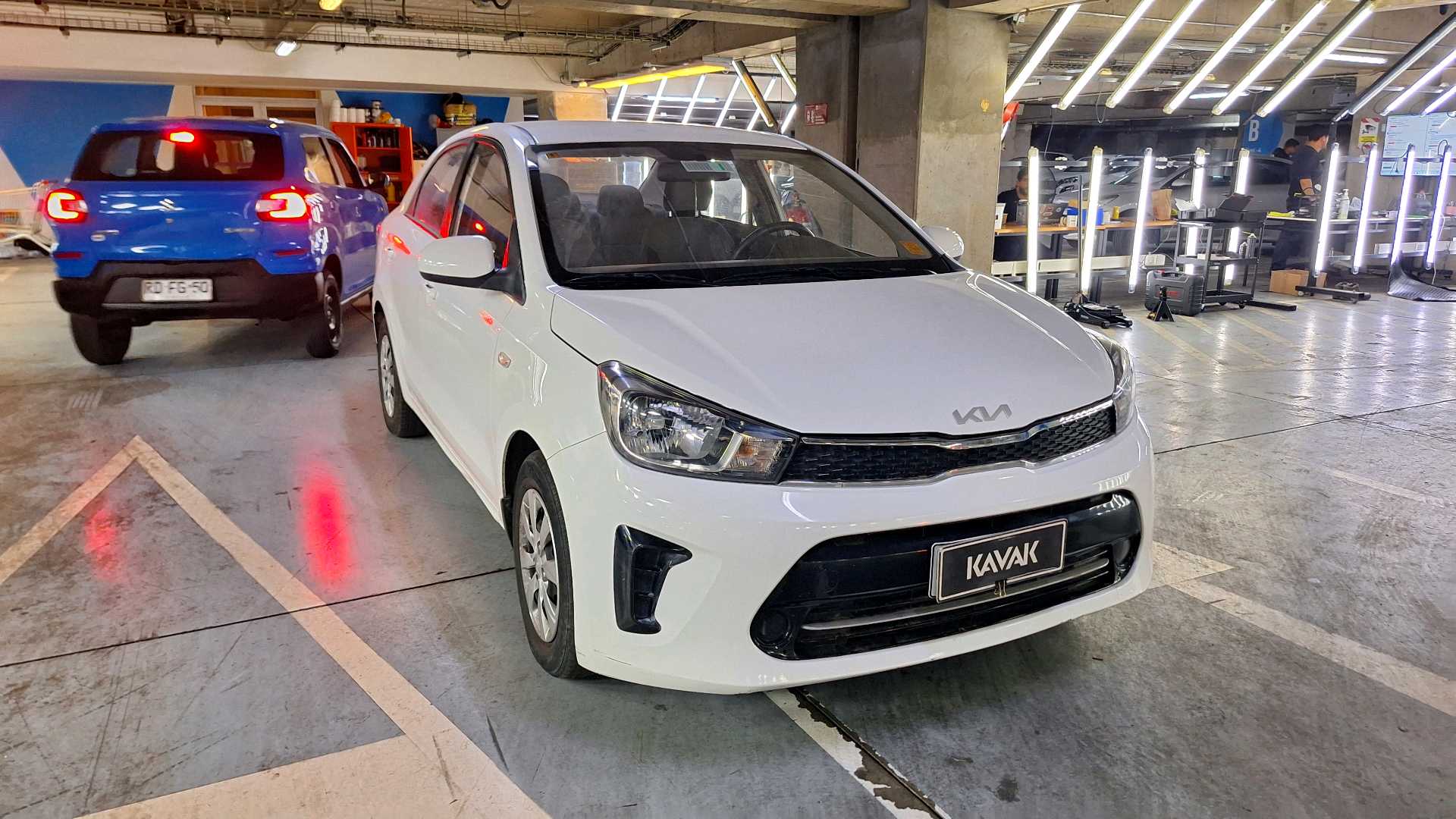 KIA Soluto — foto 3 de 5
