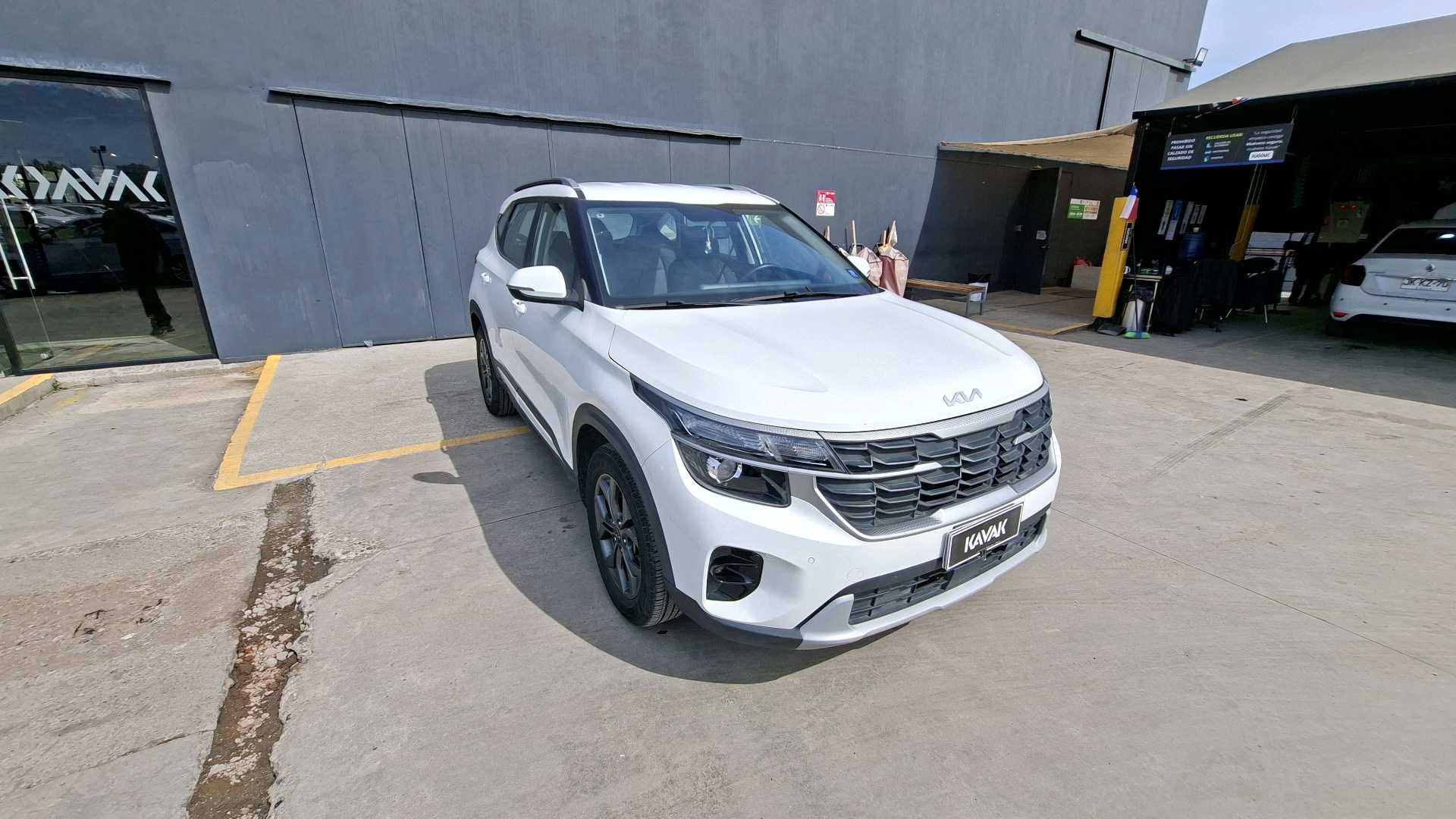 KIA Seltos — foto 3 de 5