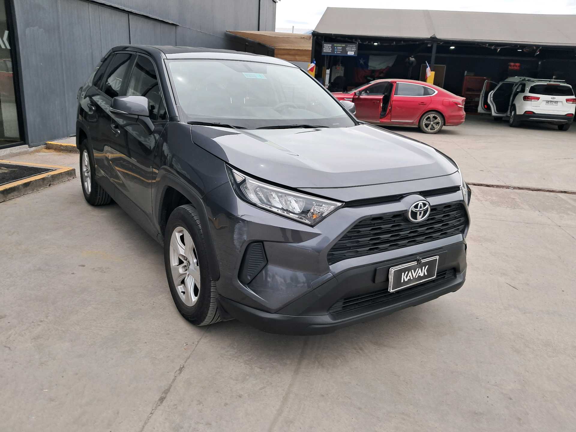 Toyota RAV4 — foto 3 de 5