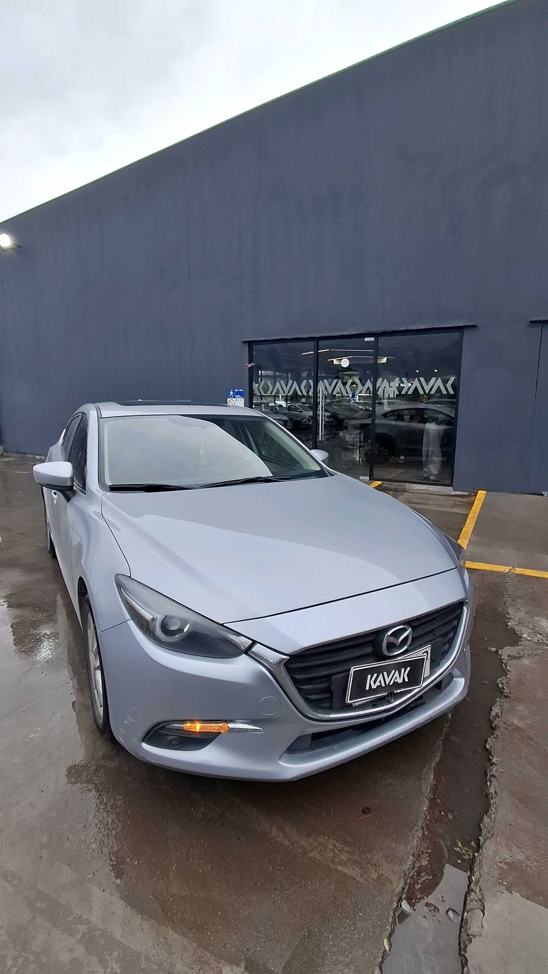 Mazda 3 — foto 3 de 5