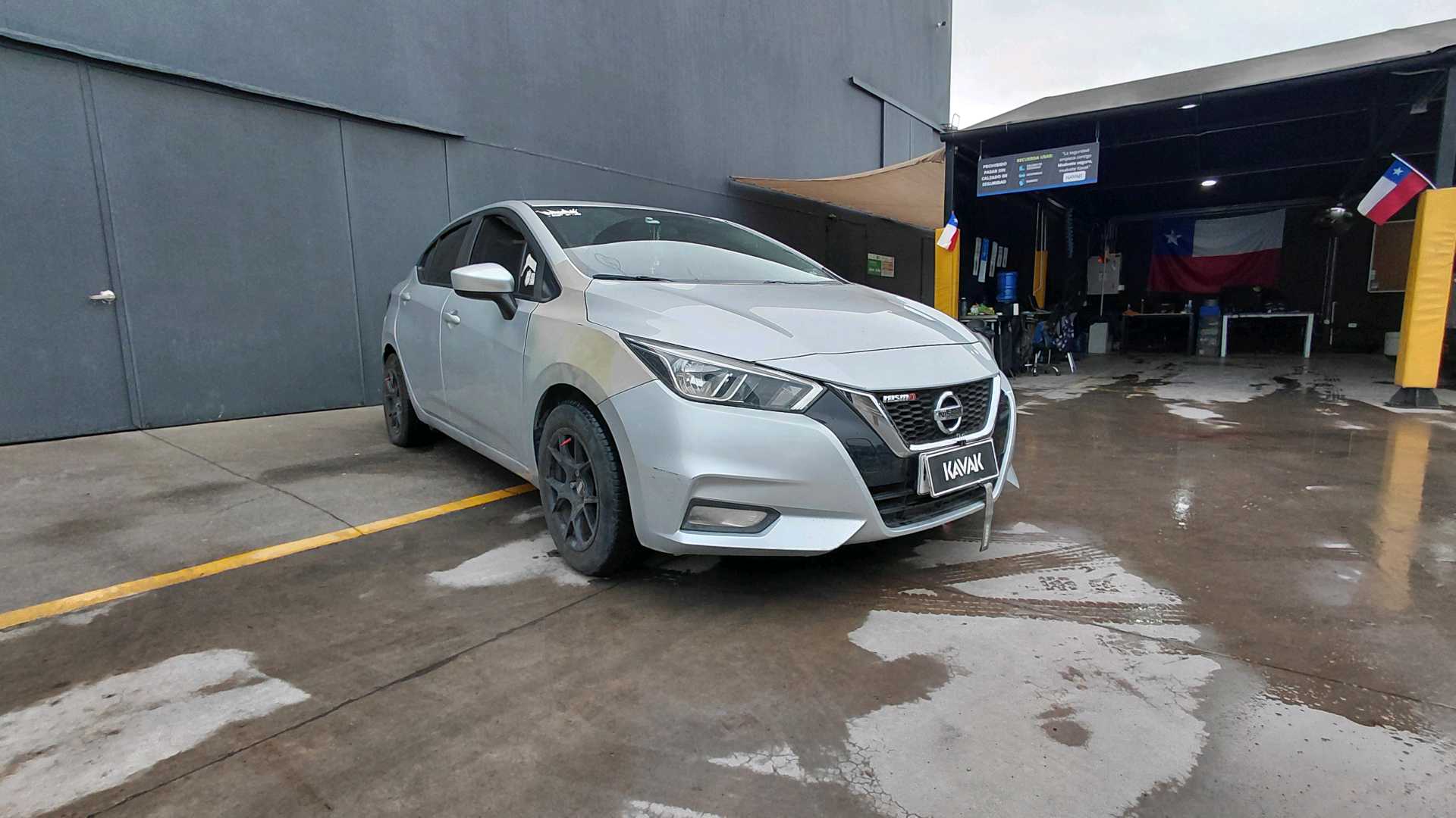 Nissan Versa — foto 3 de 5